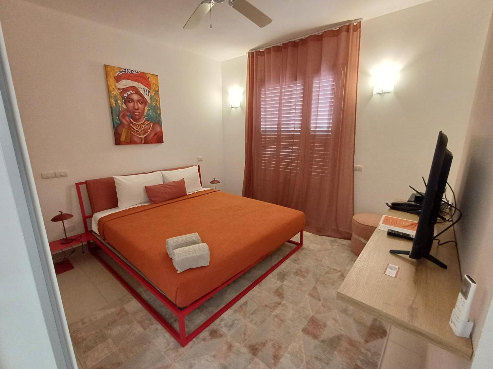 Tracadero Beach Club & Holidays Rentals Баяхибе Екстериор снимка